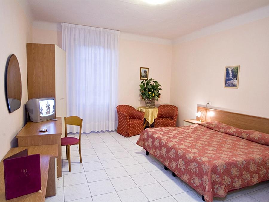 Hotel Roma Porretta Terme Esterno foto